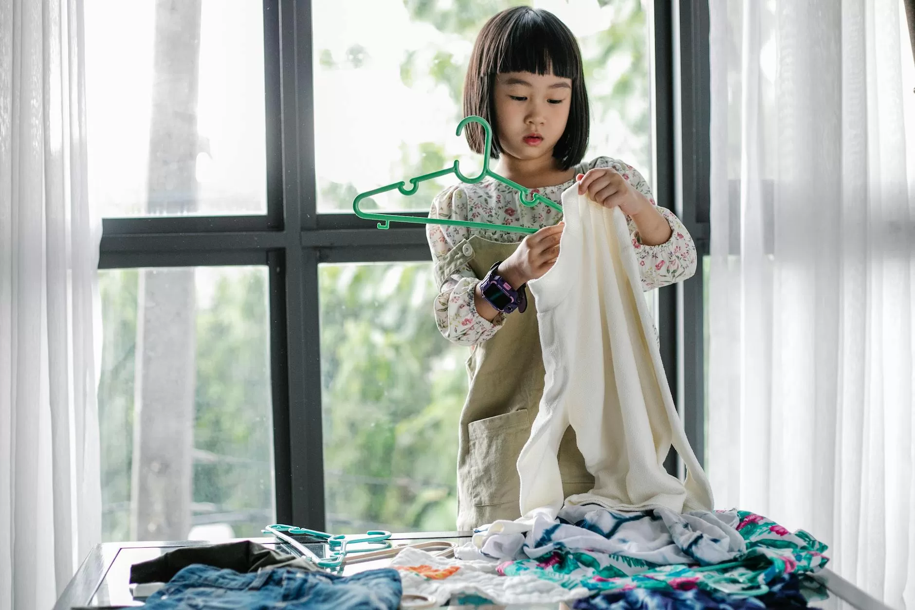 Chore Charts in Parenting: Boosting Responsibility or Inhibiting Initiative? Chore Charts in Parenting: Boosting Responsibility or Inhibiting Initiative?